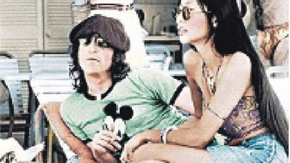 192. John Lennon pozoroval UFO